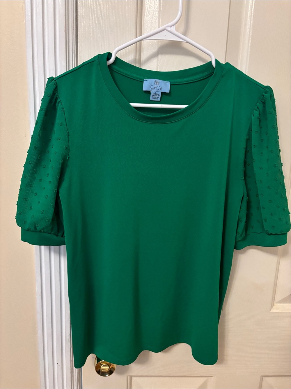 CeCe Emerald Green Puff-Sleeve Tee